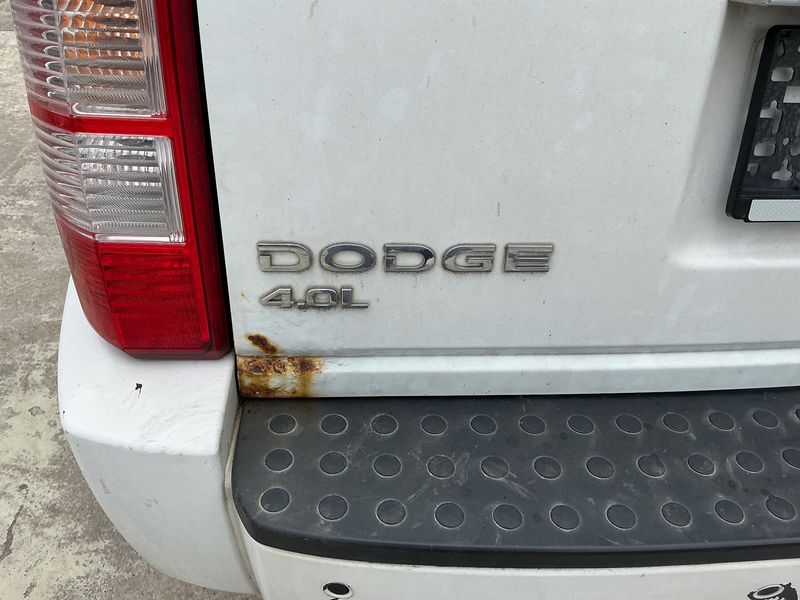 Dodge Nitro 4.0 V6 R/T 2011 – снимка 49