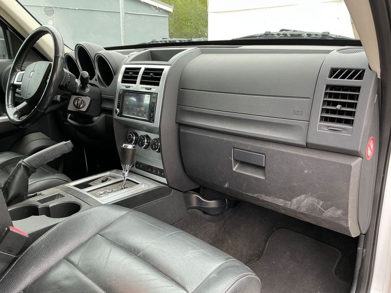 Dodge Nitro 4.0 V6 R/T 2011 – снимка 29