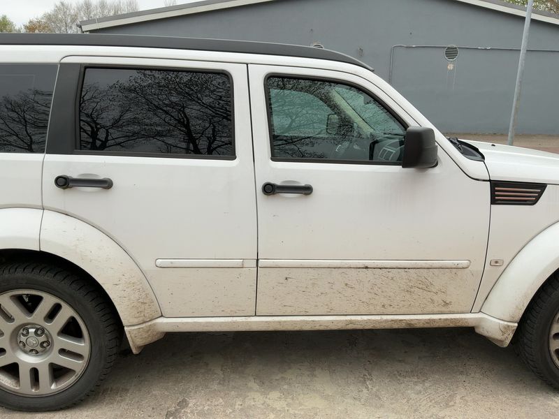 Dodge Nitro 4.0 V6 R/T 2011 – снимка 10