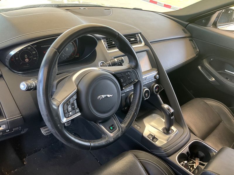 Jaguar E-Pace D150 R-Dynamic AWD 2019 – снимка 27