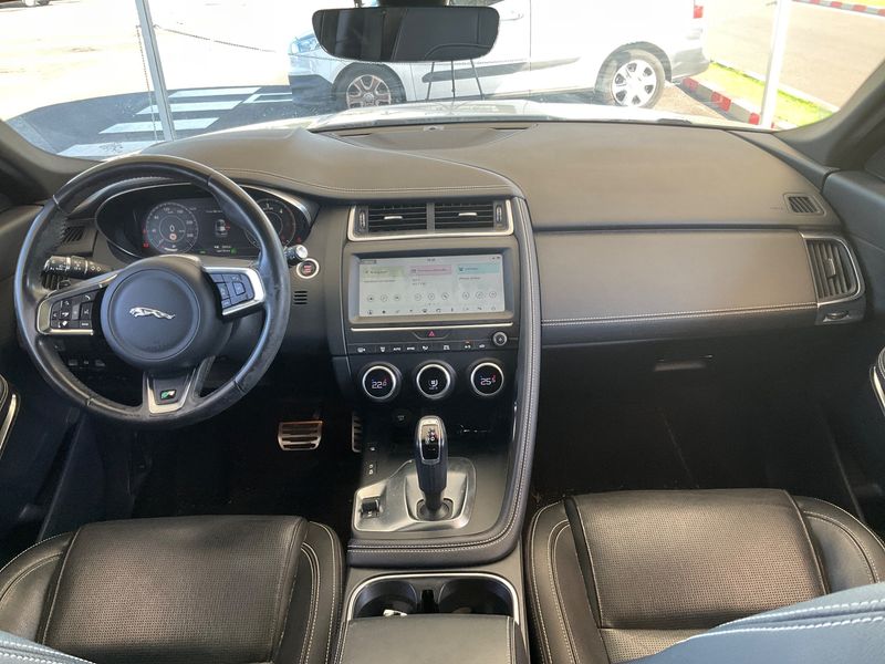 Jaguar E-Pace D150 R-Dynamic AWD 2019 – снимка 17