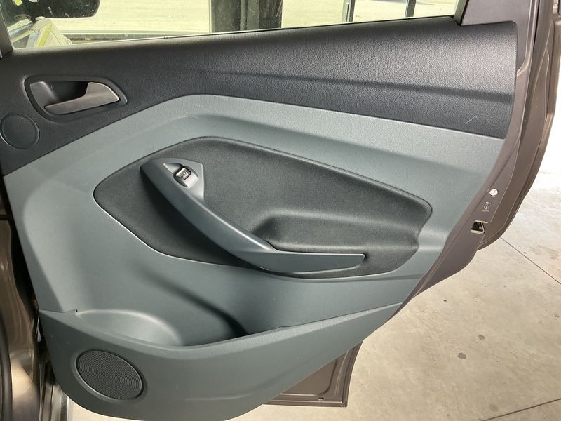 Ford C-Max 1.6 TDCi Trend 2013 – снимка 25