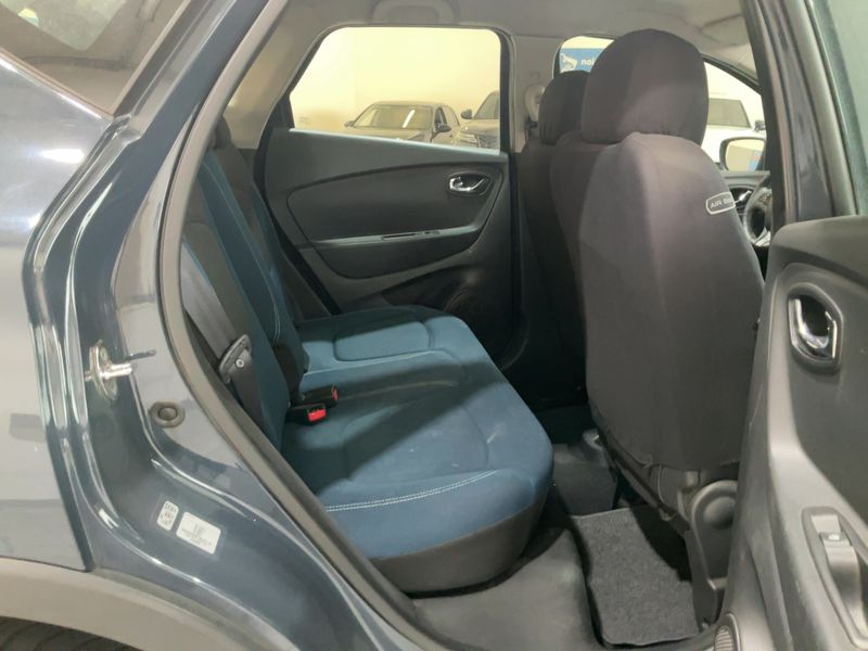 Renault Captur 0.9 Energy Wave 2014 – снимка 19