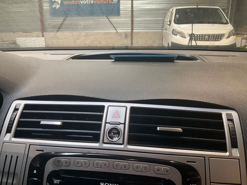 Ford Kuga 2.0 TDCi Titanium 2012 – снимка 32