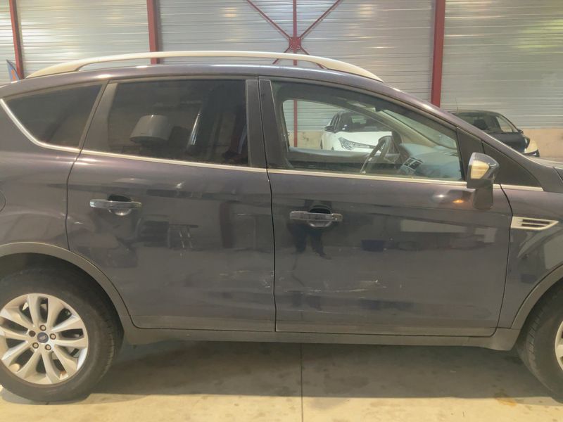 Ford Kuga 2.0 TDCi Titanium 2012 – снимка 10