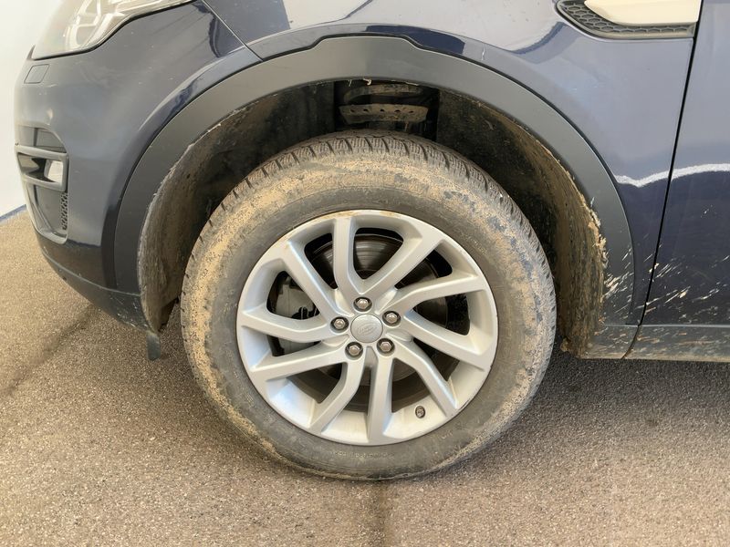 Land Rover Discovery Sport 2.0 Td4 SE AWD 2019 – снимка 3