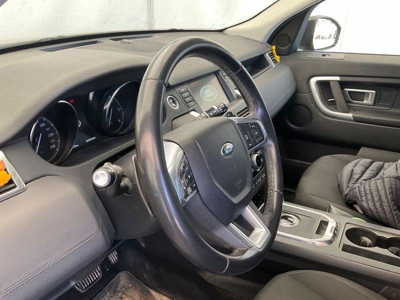 Land Rover Discovery Sport 2.0 Td4 SE AWD 2019 – снимка 26