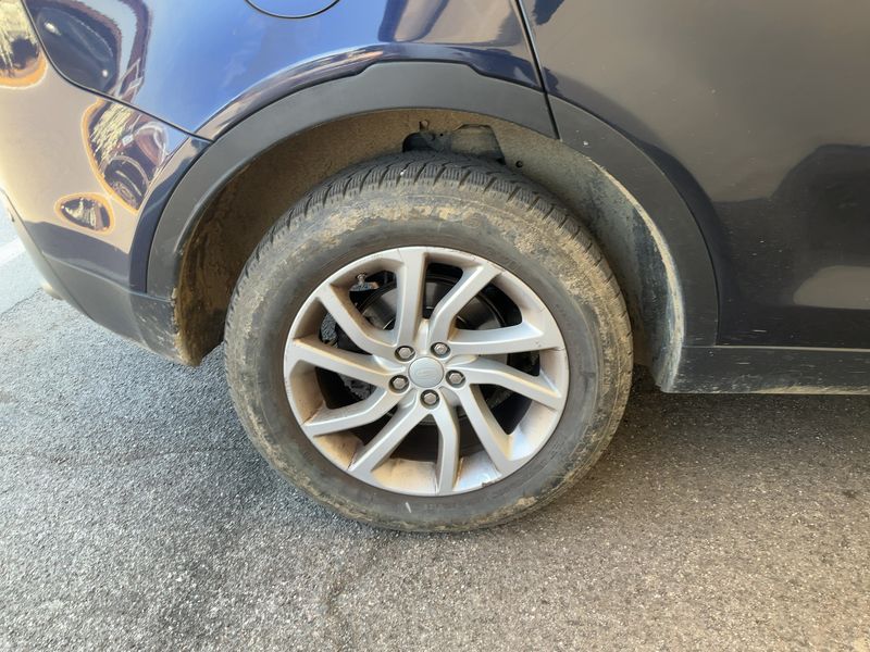 Land Rover Discovery Sport 2.0 Td4 SE AWD 2019 – снимка 9