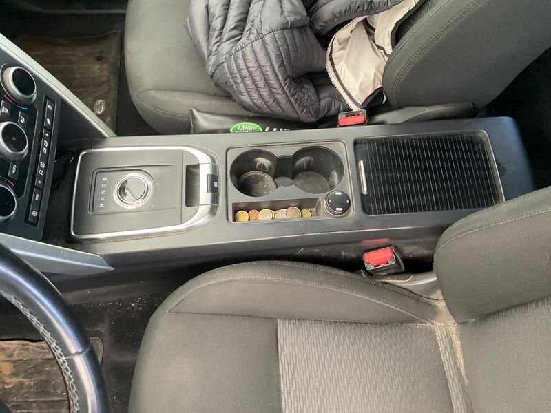 Land Rover Discovery Sport 2.0 Td4 SE AWD 2019 – снимка 25