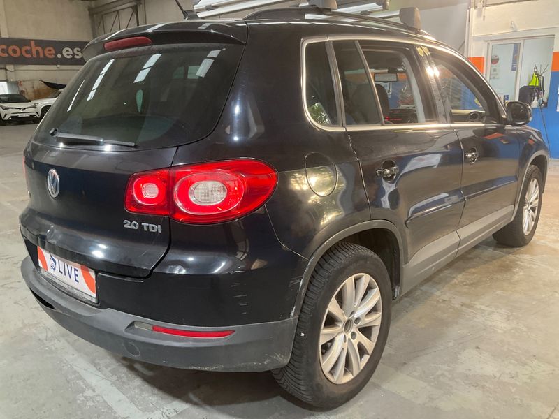 Volkswagen Tiguan 2.0 TDI Track & Field 4Motion 2008 – снимка 2