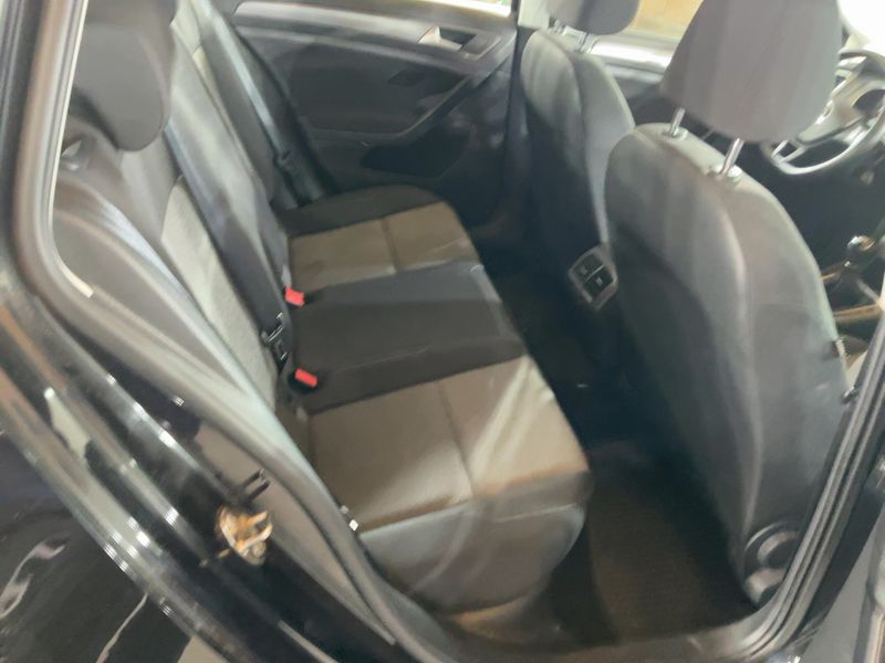 Volkswagen Golf VII 1.6 TDI Trendline BlueMotion Tech 2014 – снимка 19