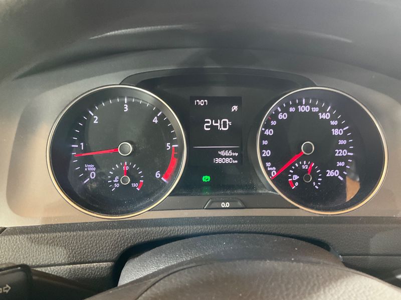 Volkswagen Golf VII 1.6 TDI Trendline BlueMotion Tech 2014 – снимка 18