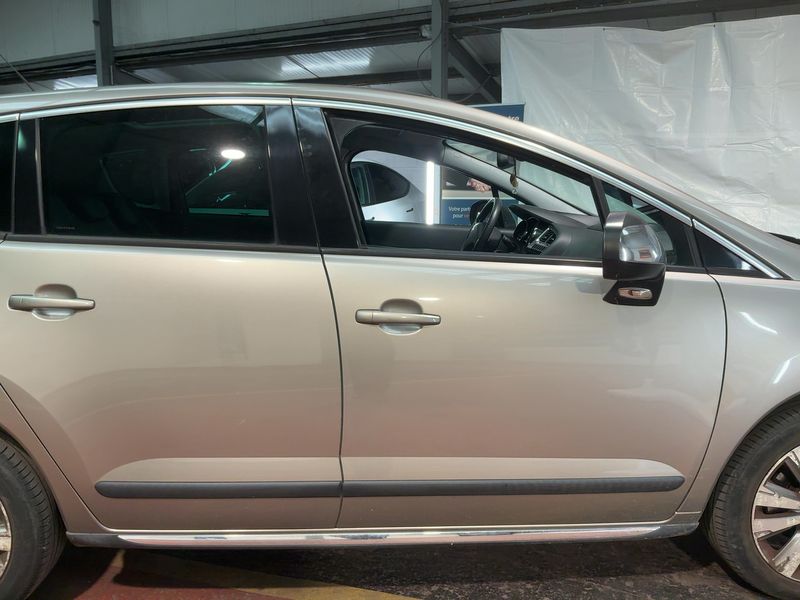 Peugeot 3008 1.6 HDi Allure 2014 – снимка 10