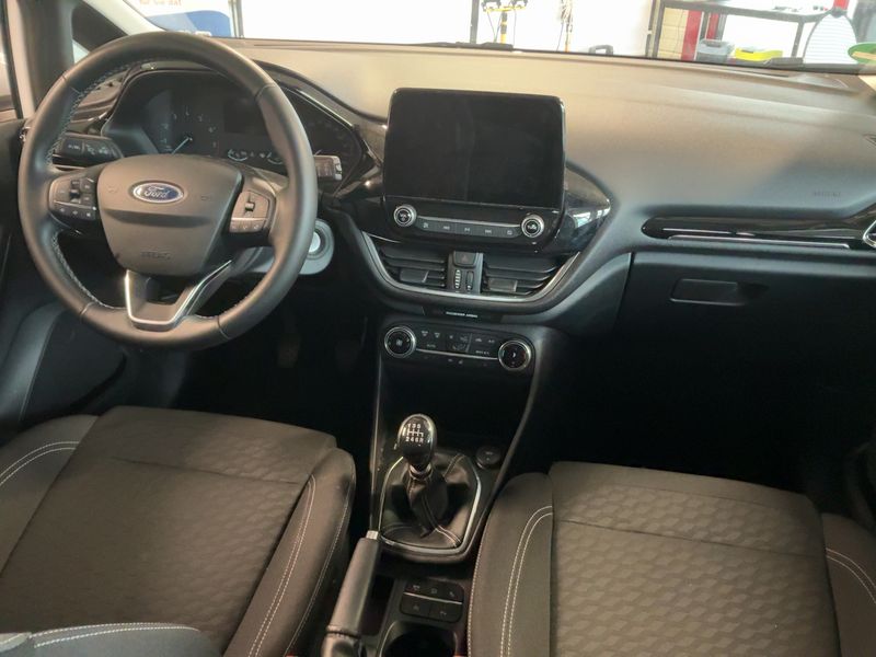 Ford Fiesta 1.0 EcoBoost Mild-Hybrid Titanium 2023 – снимка 18