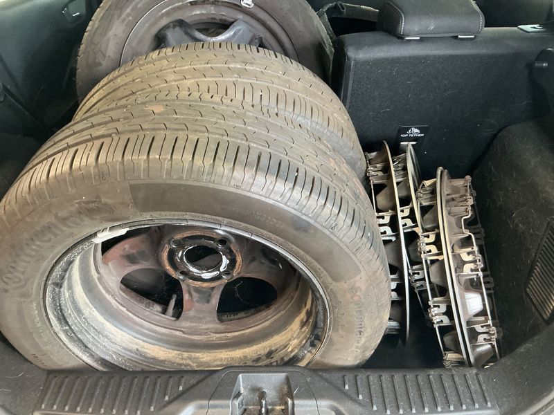 Ford Fiesta 1.0 EcoBoost Mild-Hybrid Titanium 2023 – снимка 15