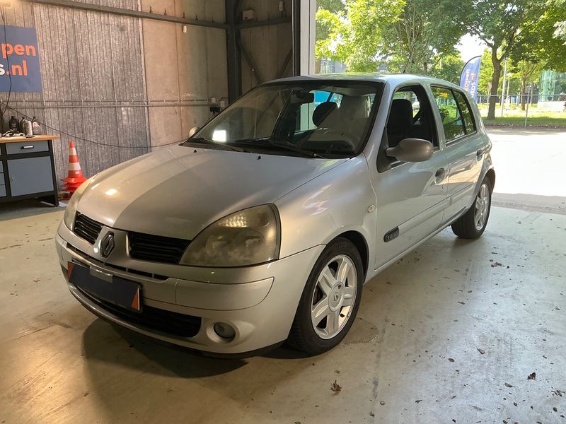 Renault Clio 1.4 Community 2005 – снимка 1