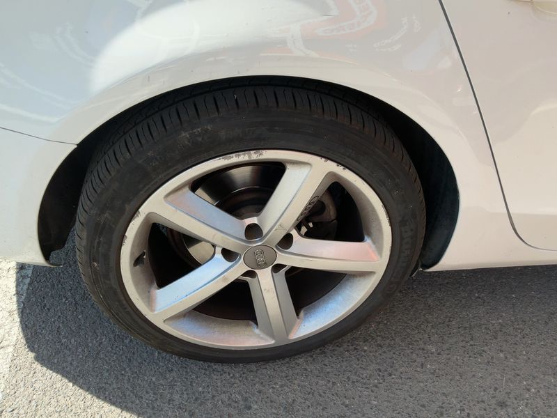 Audi A4 2.0 TDI 2009 – снимка 9