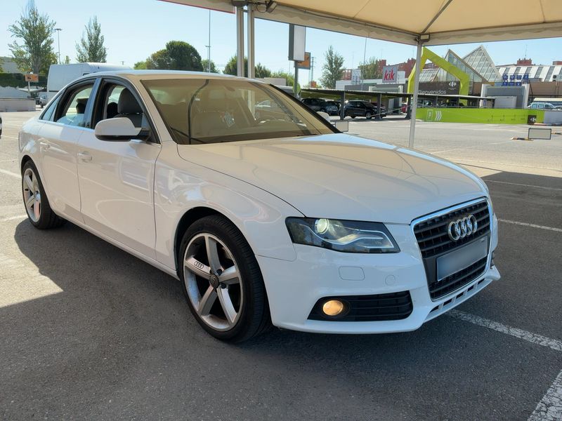 Audi A4 2.0 TDI 2009 – снимка 12