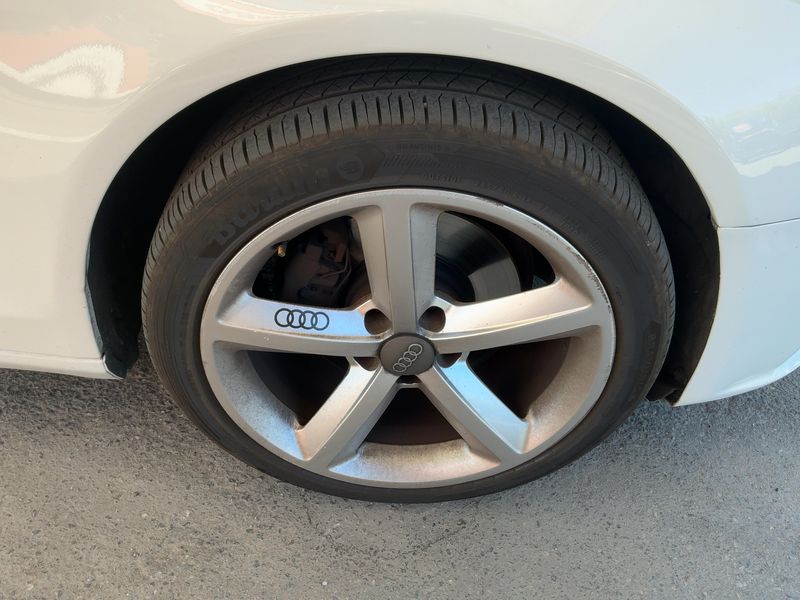 Audi A4 2.0 TDI 2009 – снимка 11