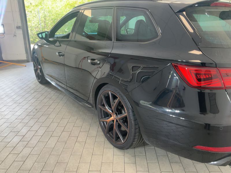 Seat Leon 2.0 TSI Cupra 300 4Drive R 2020 – снимка 6
