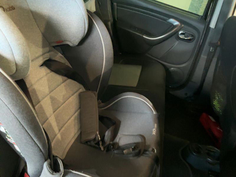 Dacia Duster 1.2 TCe Laureate 4x2 2016 – снимка 19
