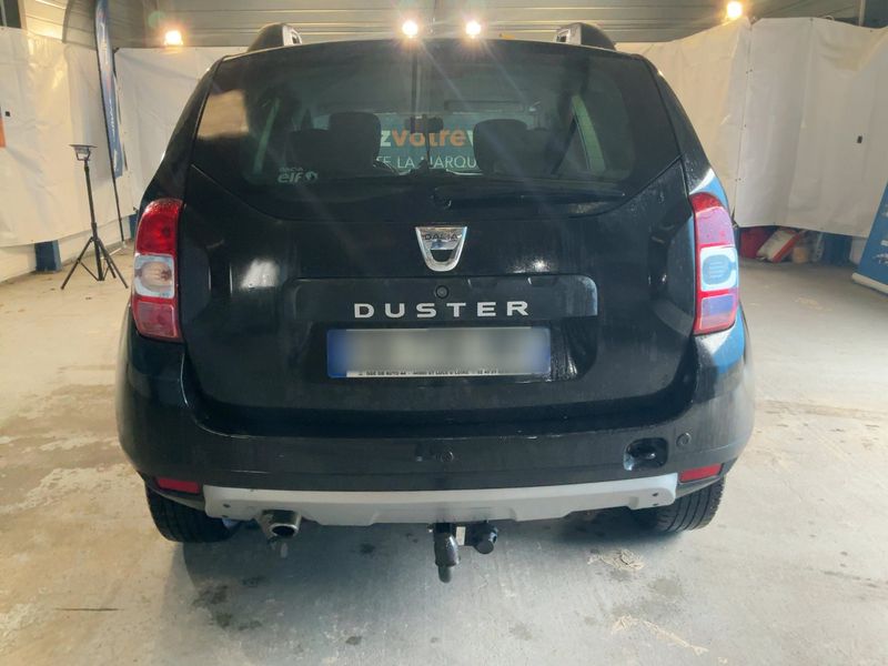 Dacia Duster 1.2 TCe Laureate 4x2 2016 – снимка 7