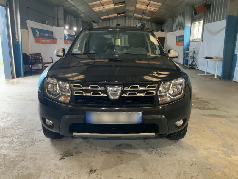 Dacia Duster 1.2 TCe Laureate 4x2 2016 – снимка 14
