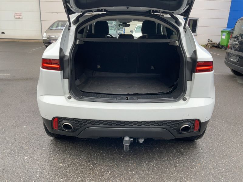 Jaguar E-Pace D150 S 2018 – снимка 15