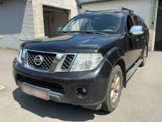 Nissan Navara Pick-up 2.5 dCi Double Cab LE 4x4 2011 – снимка 1