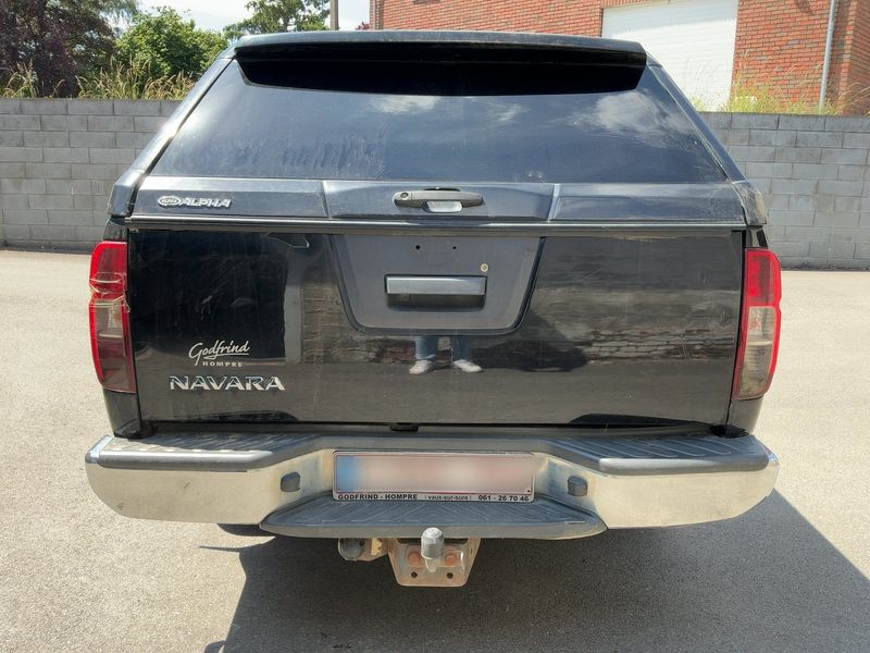Nissan Navara Pick-up 2.5 dCi Double Cab LE 4x4 2011 – снимка 7