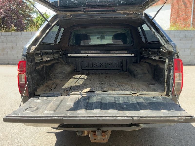 Nissan Navara Pick-up 2.5 dCi Double Cab LE 4x4 2011 – снимка 15