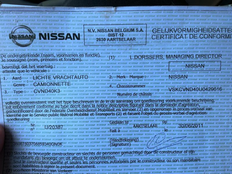 Nissan Navara Pick-up 2.5 dCi Double Cab LE 4x4 2011 – снимка 21