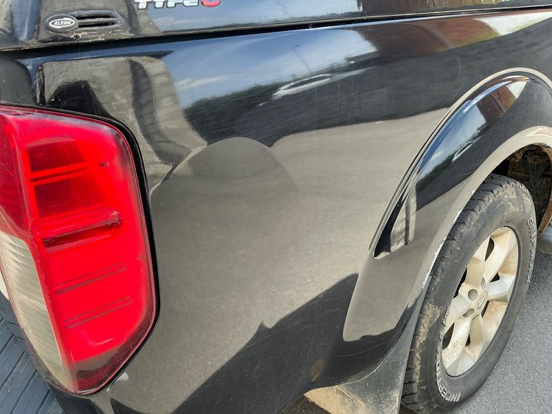 Nissan Navara Pick-up 2.5 dCi Double Cab LE 4x4 2011 – снимка 26
