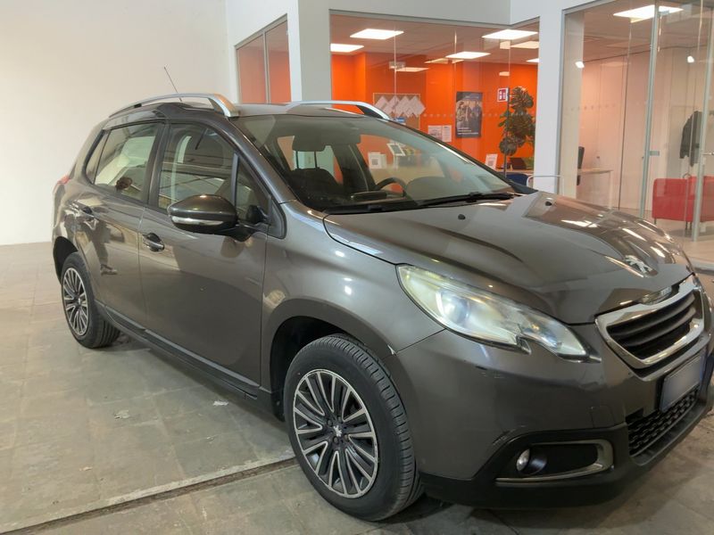 Peugeot 2008 1.6 e-HDi Active 2013 – снимка 12