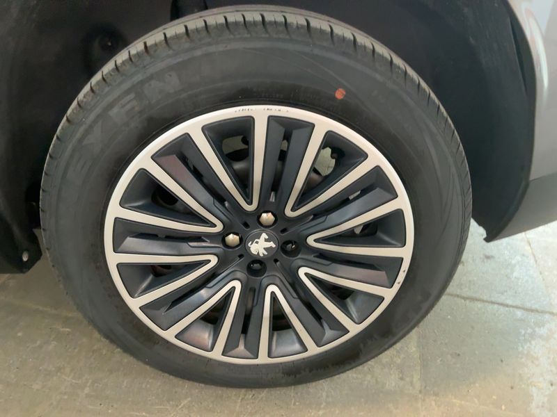 Peugeot 2008 1.6 e-HDi Active 2013 – снимка 5