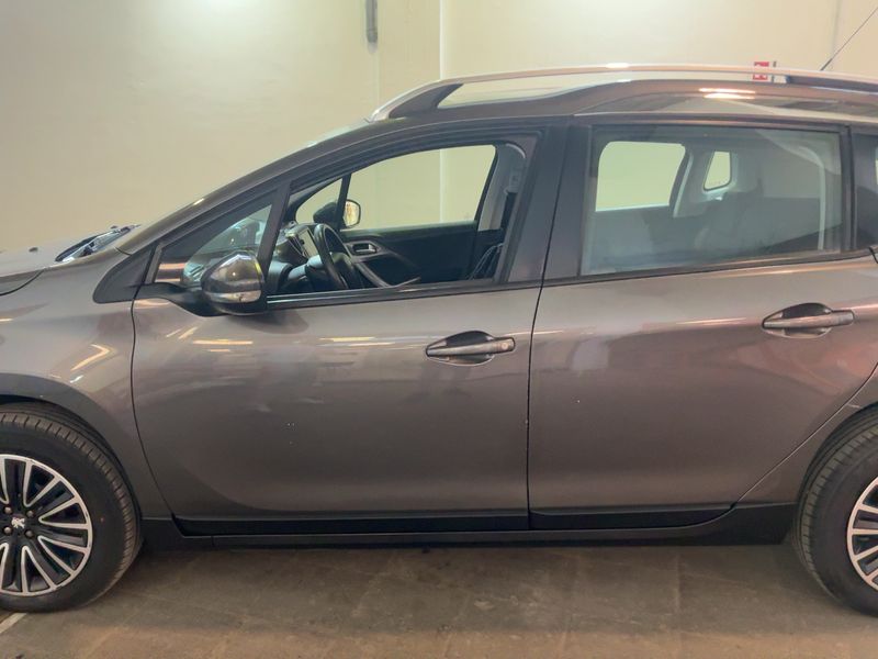 Peugeot 2008 1.6 e-HDi Active 2013 – снимка 4