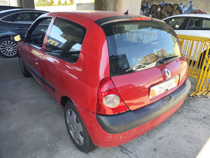Renault Clio 1.2 Authentique 2004 – снимка 3