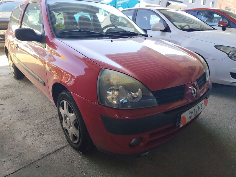 Renault Clio 1.2 Authentique 2004 – снимка 6