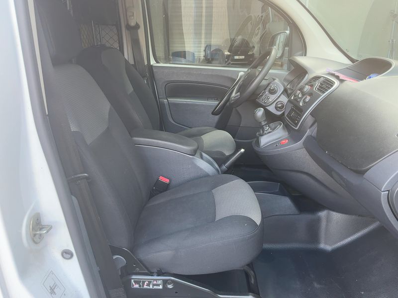 Renault Kangoo 1.5 BLUE dCi Express Grand Confort L1 2020 – снимка 16