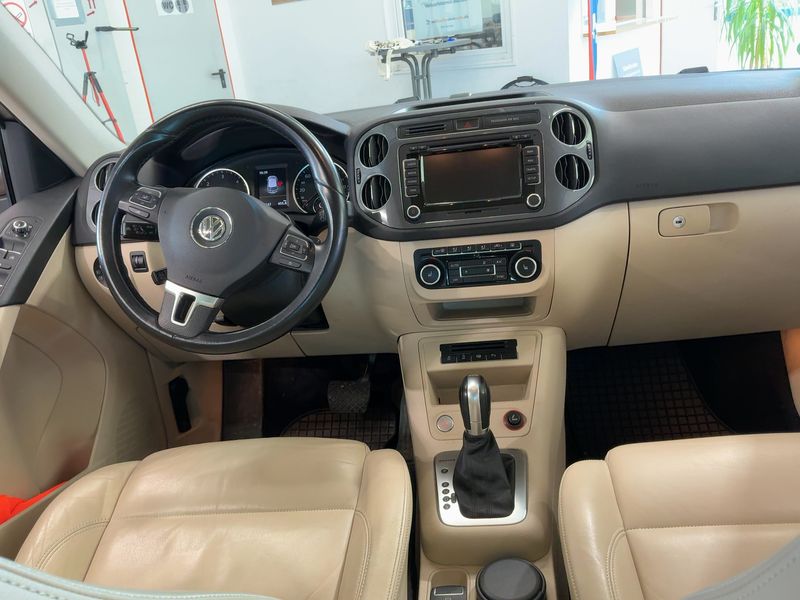Volkswagen Tiguan 2.0 TDI Sport & Style 4Motion BlueMotion Tech 2015 – снимка 18
