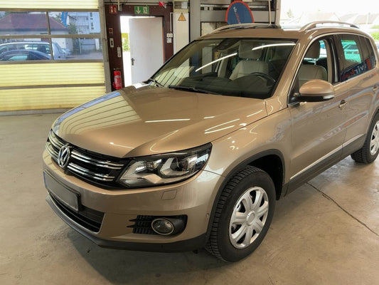 Volkswagen Tiguan 2.0 TDI Sport & Style 4Motion BlueMotion Tech 2015 – снимка 1
