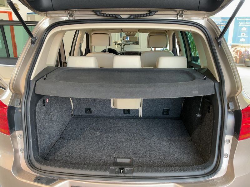 Volkswagen Tiguan 2.0 TDI Sport & Style 4Motion BlueMotion Tech 2015 – снимка 16
