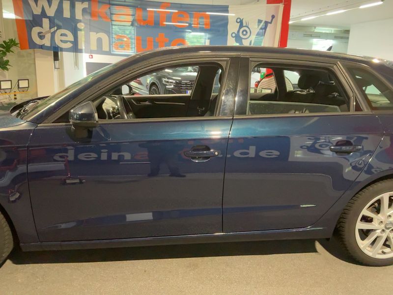 Audi A3 Sportback 1.6 TDI Sport 2018 – снимка 4