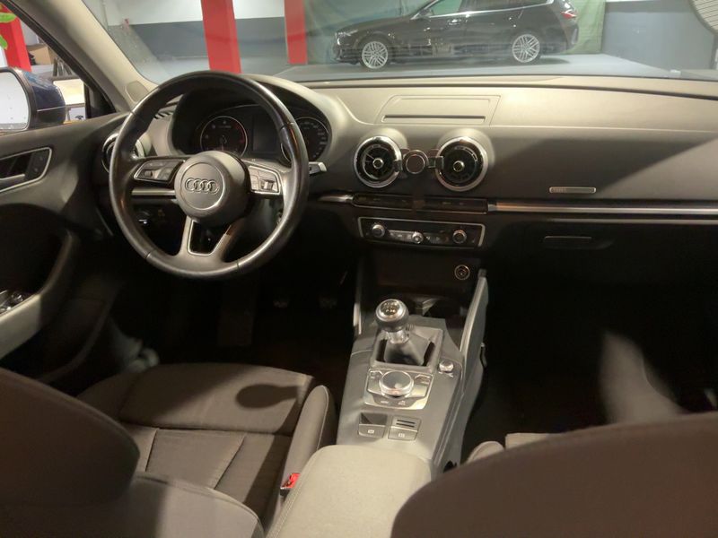 Audi A3 Sportback 1.6 TDI Sport 2018 – снимка 17