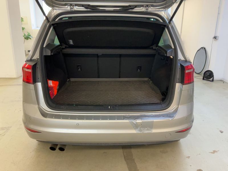 Volkswagen Golf VII Sportsvan 1.4 TSI Lounge BlueMotion Tech 2015 – снимка 15