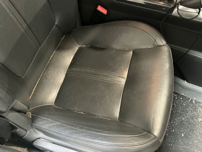 Peugeot 3008 1.6 Blue-HDi Féline 2016 – снимка 27