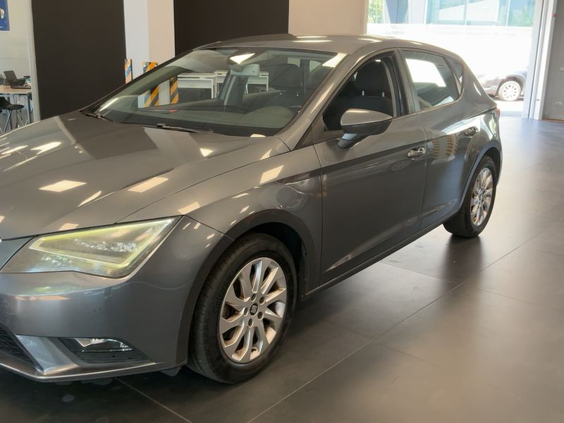 Seat Leon 1.2 TSI Style 2013 – снимка 2