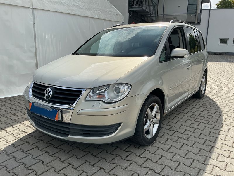 Volkswagen Touran 1.4 TSI United 2008 – снимка 1