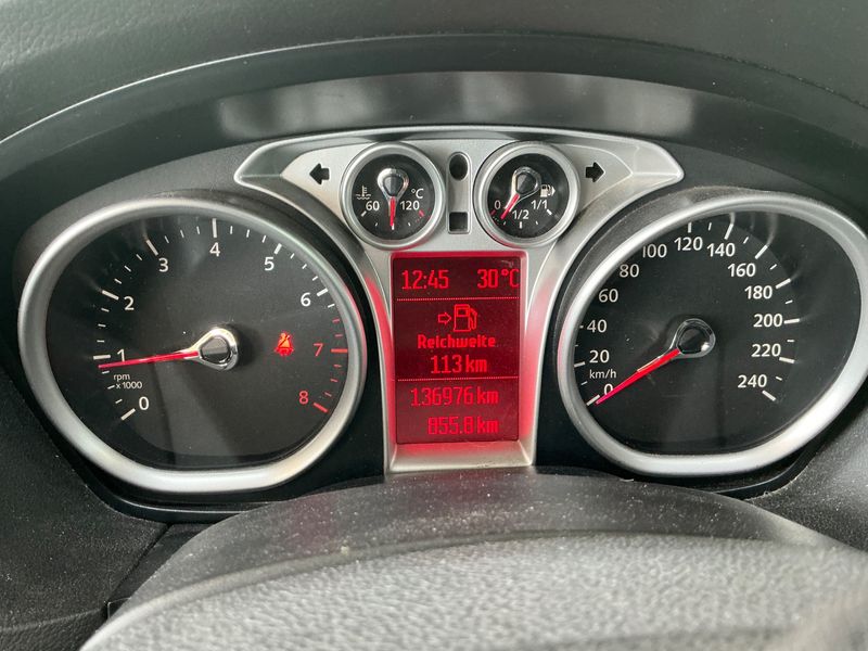 Ford Focus 1.6 Ti-VCT Titanium 2010 – снимка 4