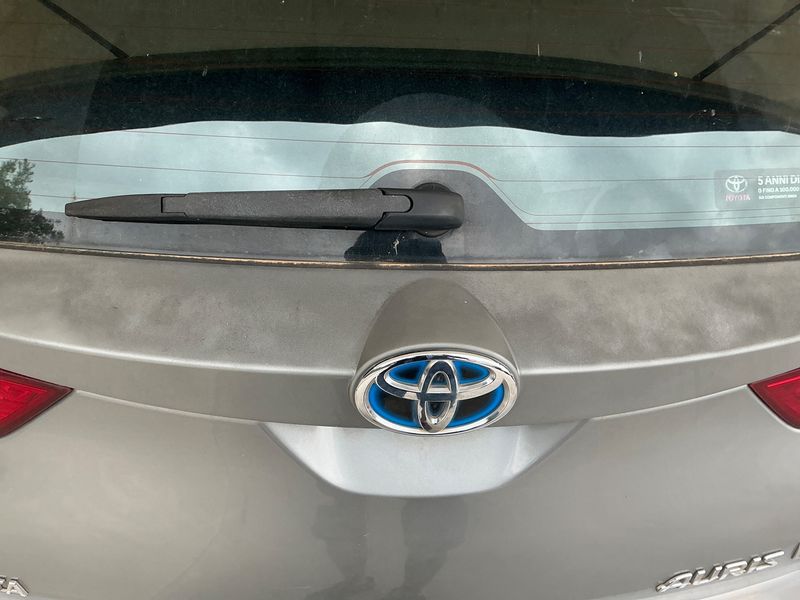 Toyota Auris 1.8 Hybrid Lounge 2013 – снимка 36